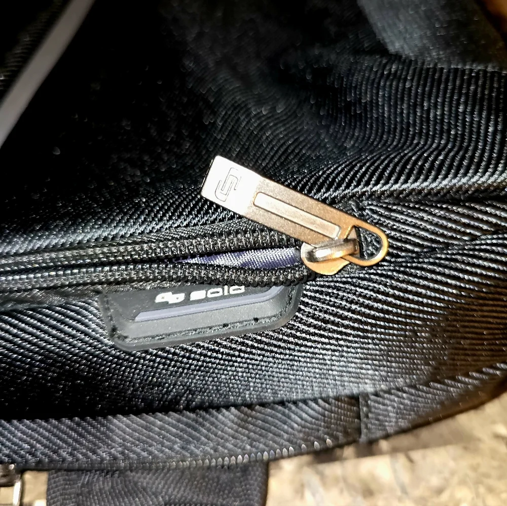 Unisex Laptop Shoulder Bag